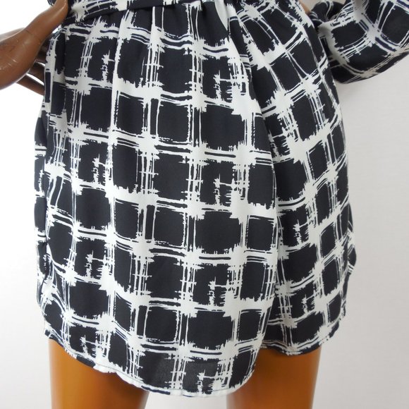 ONE CLOTHING Print Romper L Black/White Belted - Picture 8 of 10